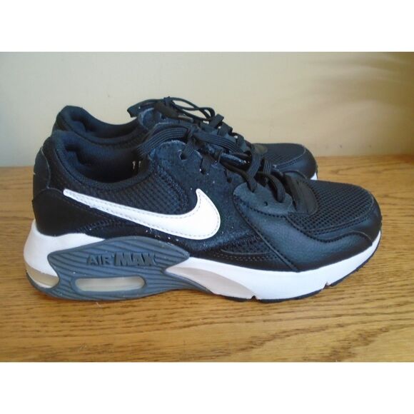 Nike Air Max Excee Mens Black and White Sneakers Size 7.5 Model CD5432-003 - Picture 2 of 9
